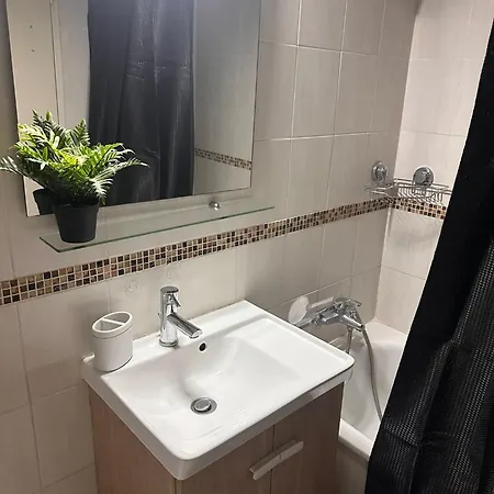 Appartement Nouveau ! Joli 2 Pieces - Proche De La